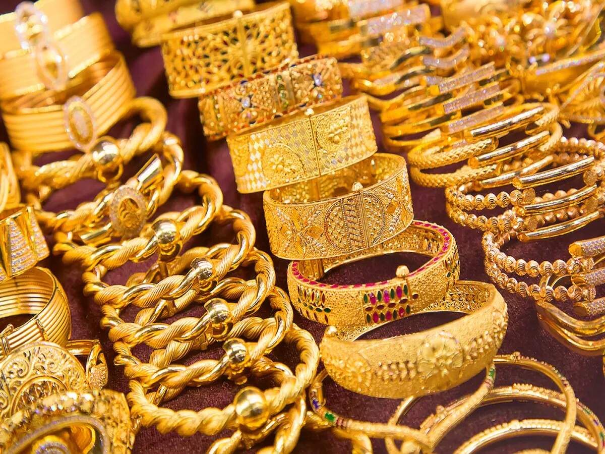 Tips for Buying Gold and Silver – Keep these points in mind when purchasing gold and silver; let’s look at the full details.
