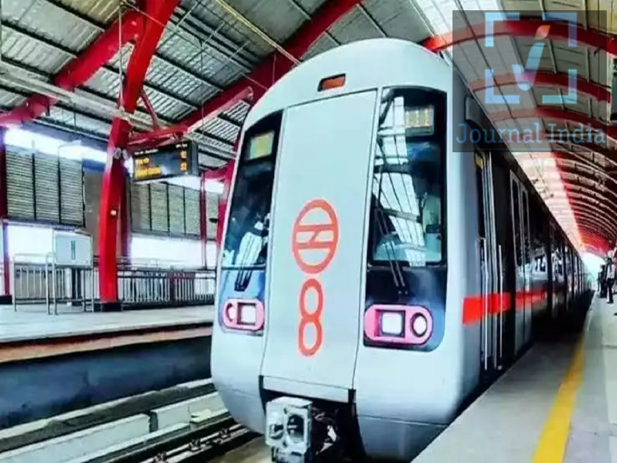 DMRC Recruitment 2026: दिल्ली मेट्रो ने 4 विभागों में निकाली भर्ती, बिना परीक्षा सीधे इंटरव्यू से होगा सेलेक्शन दिल्ली मेट्रो में नोकरी पाने की इच्छा रखने वालों के लिए खुशखबरी हैं,क्योंकि दिल्ली मेट्रो रेल कॉर्पोरेशन लिमिटेड (DMRC) ने जयपुर फेज-II प्रोजेक्ट और मेट्रो से जुड़े अन्य कार्यों के लिए 73 एग्जीक्यूटिव और नॉन-एग्जीक्यूटिव पदों पर भर्ती की घोषणा की है। ये रिक्तियां आर्किटेक्चर, सिविल/ट्रैक, सिग्नलिंग और टेलीकम्युनिकेशन, तथा पर्यावरण (एनवायरनमेंट) विभागों में हैं। योग्य उम्मीदवार प्रतिनियुक्ति (डेपुटेशन) या सेवानिवृत्ति के बाद अनुबंध (PRCE) के आधार पर आवेदन कर सकते हैं। आइए जानते हैं भर्ती की पूरी डिटेल्स DMRC भर्ती 2026: रिक्तियों का विवरण इस भर्ती प्रक्रिया के तहत कुल 73 पदों को भरा जाएगा। सुपरवाइजर (आर्किटेक्चर): 2 पद इंजीनियर/सीनियर इंजीनियर (आर्किटेक्चर): 1 पद सुपरवाइजर (सिविल/ट्रैक): 42 पद इंजीनियर (सिविल/ट्रैक): 12 पद सुपरवाइजर (सिग्नलिंग और टेलीकम्युनिकेशन): 7 पद इंजीनियर/सीनियर इंजीनियर (सिग्नलिंग और टेलीकम्युनिकेशन): 4 पद सुपरवाइजर (पर्यावरण): 3 पद इंजीनियर/सीनियर इंजीनियर (पर्यावरण): 2 पद  सिविल/ट्रैक विभाग में सबसे अधिक, यानी 54 रिक्तियां हैं। योग्यता मानदंड और आयु सीमा यह भर्ती मुख्य रूप से सरकारी और मेट्रो क्षेत्र के अनुभवी पेशेवरों के लिए है, जिसमें योग्य सेवानिवृत्त कर्मचारी भी शामिल हो सकते हैं। प्रतिनियुक्ति (डेपुटेशन) के लिए अधिकतम आयु सीमा 55 वर्ष है, जबकि PRCE आवेदकों की आयु आमतौर पर 55 से 62 वर्ष के बीच होनी चाहिए। अनुभव की आवश्यकताएं पद के अनुसार अलग-अलग हैं: सुपरवाइजर: लेवल 6&ndash;9 या इसके समकक्ष स्तर पर कम से कम 5 वर्षों का संबंधित अनुभव। इंजीनियर: लेवल 9/10 या इसके समकक्ष स्तर पर कम से कम 3 वर्षों का अनुभव। सीनियर इंजीनियर: लेवल 11 या इसके समकक्ष स्तर पर कम से कम 5 वर्षों का अनुभव। उम्मीदवारों को निर्धारित शैक्षिक योग्यता, सेवा शर्तों और विभागीय अनुभव की आवश्यकताओं को पूरा करना होगा। DMRC वेतन 2026 मासिक वेतन पद और पोस्टिंग के स्थान के अनुसार अलग-अलग होगा। विज्ञापित वेतन सीमा में, पद के अनुसार, दिल्ली में पोस्टिंग के लिए लगभग ₹56,300 से ₹96,600 और अन्य स्थानों (आउटस्टेशन) पर पोस्टिंग के लिए ₹61,900 से ₹1,06,300 तक का वेतन शामिल है। चयन प्रक्रिया उम्मीदवारों को निर्धारित मानदंडों के आधार पर शॉर्टलिस्ट किया जाएगा और व्यक्तिगत साक्षात्कार (इंटरव्यू) के लिए बुलाया जाएगा। PRCE उम्मीदवारों को आवश्यक मेडिकल फिटनेस मानकों को भी पूरा करना होगा। कोई लिखित परीक्षा आयोजित नहीं की जाएगी DMRC भर्ती 2026 के लिए आवेदन कैसे करें योग्य उम्मीदवार DMRC की आधिकारिक वेबसाइट delhimetrorail.com पर जाएं और वहां से निर्धारित आवेदन पत्र डाउनलोड करें। फॉर्म भरें, उसके साथ आवश्यक दस्तावेज और अनुभव प्रमाण पत्र संलग्न करें, और इसे आधिकारिक अधिसूचना में दिए गए पते पर स्पीड पोस्ट के माध्यम से भेज दें। साथ ही, निर्देशानुसार इसकी एक स्कैन की गई कॉपी career@dmrc.org पर ईमेल करें।  आवेदन करने की अंतिम तिथि: 4 नवंबर, 2026।