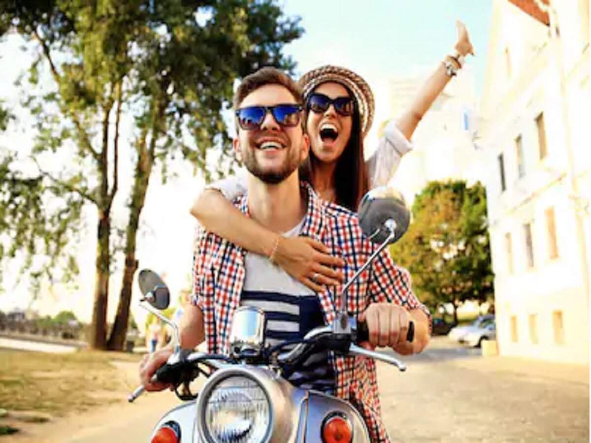 Travel Tips – Young people are traveling not just for sightseeing, but for happiness and personal development.