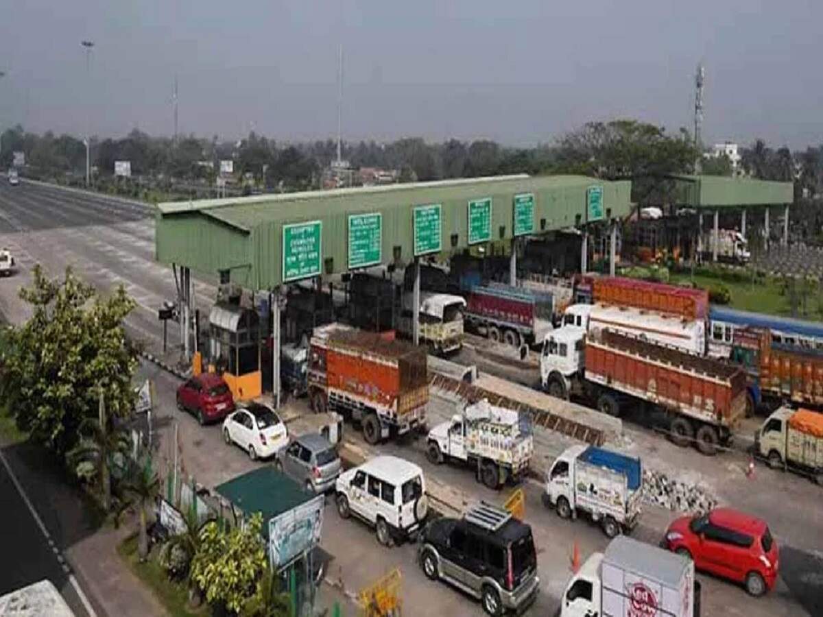 Toll Plaza Rules: Don't make this mistake at the toll plaza—you could end up paying double the fine.