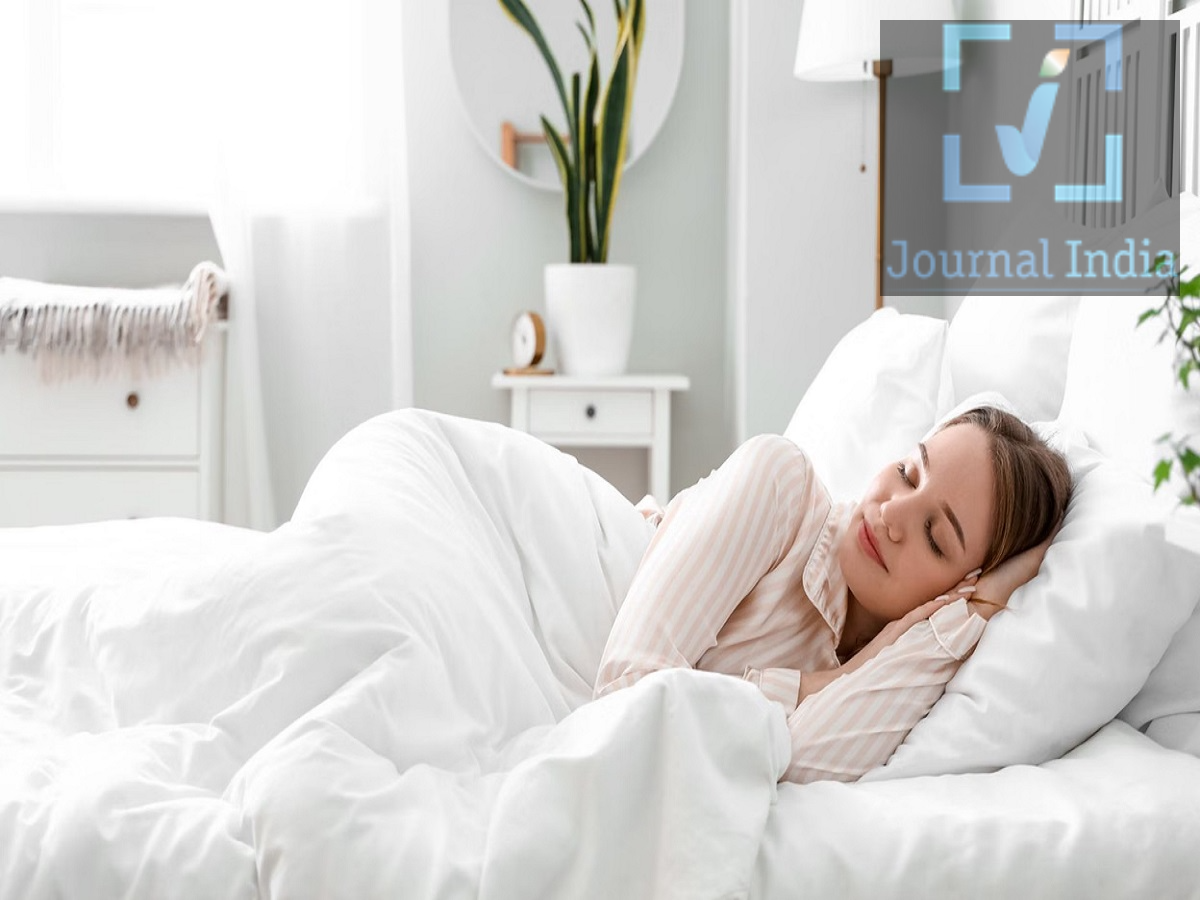 Vastu Tips: Do this as soon as you wake up in the morning to invite positive energy into your home and potentially strengthen your financial situation.