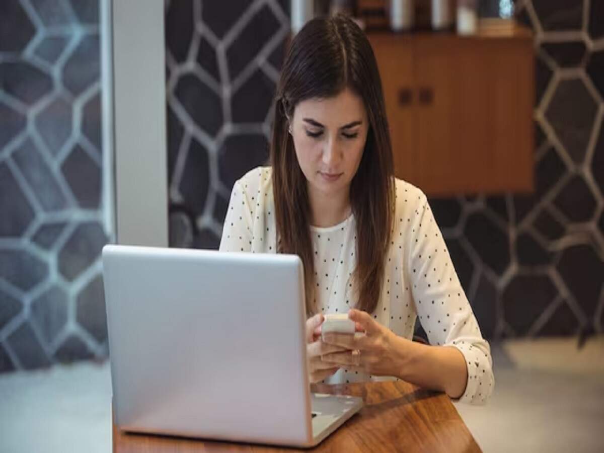 Bank Jobs 2026: IBPS extends deadline for PO and SO recruitment; apply by this date.