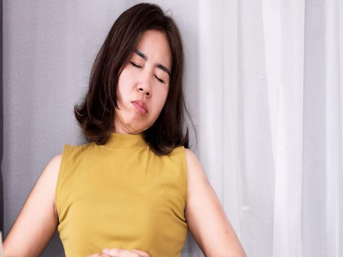 Health Tips – Why do we feel sleepy immediately after eating? Let’s find out the reason.