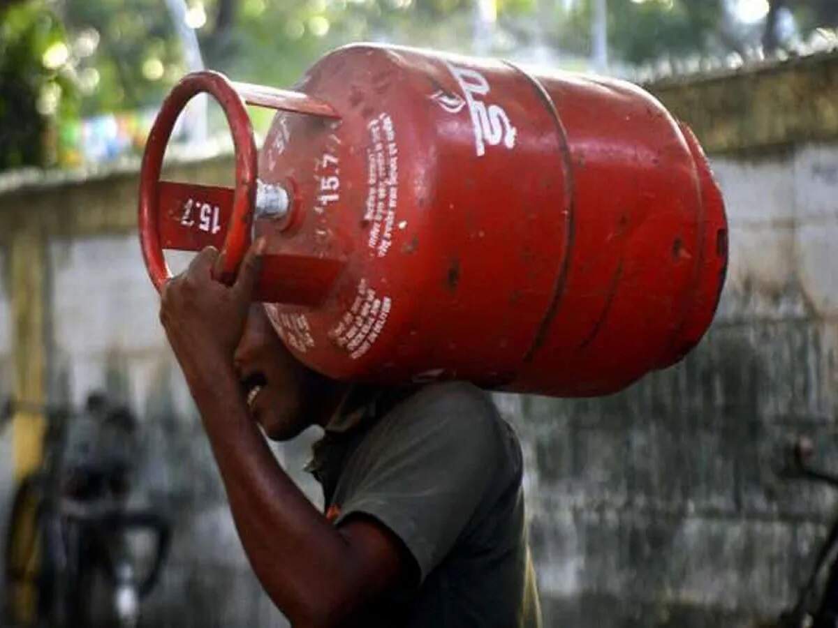LPG Price – Let’s find out the current price of a domestic gas cylinder.