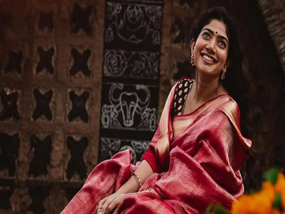 Entertainment News- माता सीता बनने के लिए साई पल्लवी ने कितनी ली फीस, आइए जानें