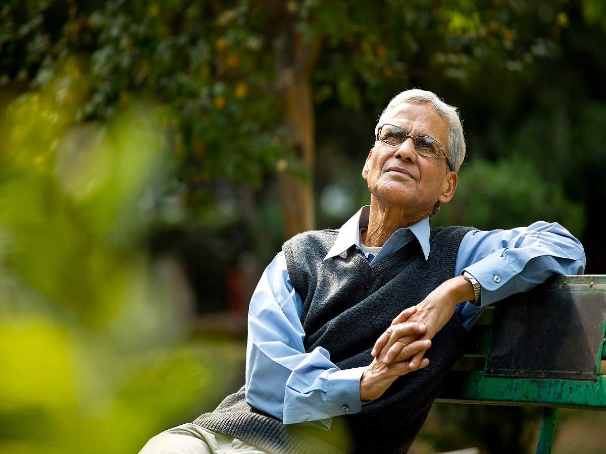UP Old Age Pension Scheme: Eligible elderly individuals in Uttar Pradesh will receive their old-age pension within just 45 days—here’s how to apply.
