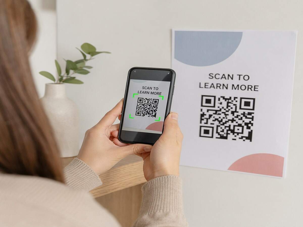 QR Code – How small can you make a QR Code? Find out its size limits.