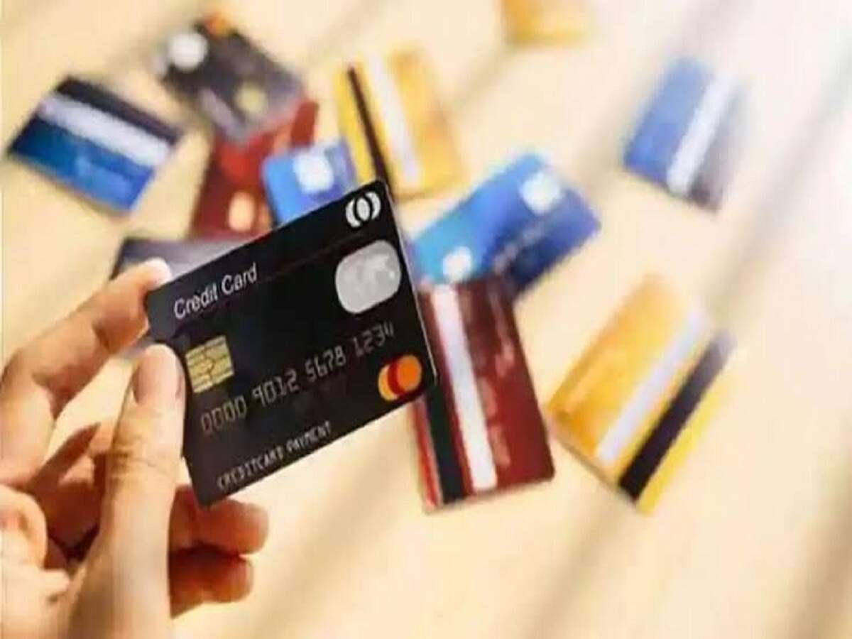 Credit Card Shopping – If you shop using a credit card, keep these points in mind.