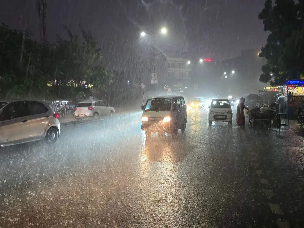 Weather Update: Heavy rain warning for these districts of Rajasthan; caution advised.