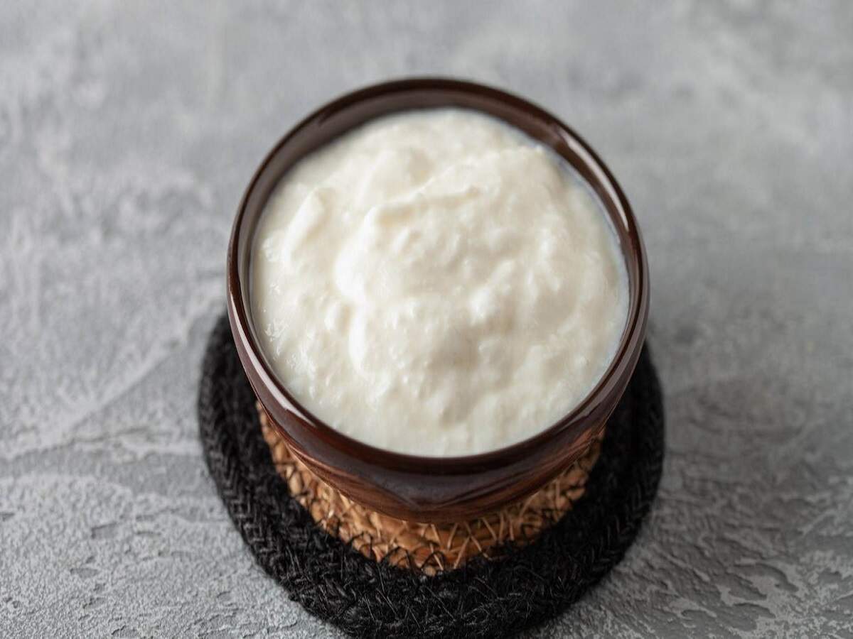 Health Tips: Should you eat curd during the monsoon season or not? Let's find out from the experts.