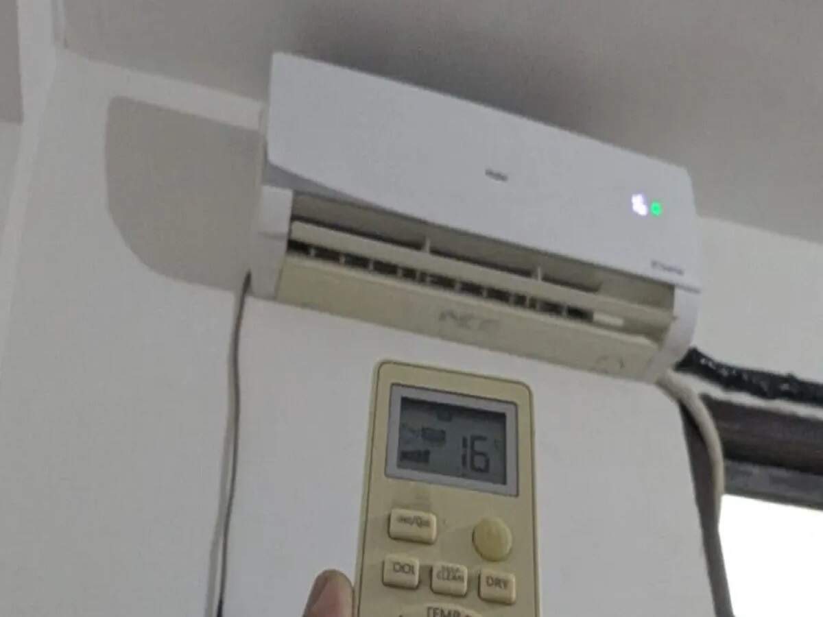 AC Tips- AC को पैक करने से पहले कर ले ये काम, नहीं होगा कोई नुकसान