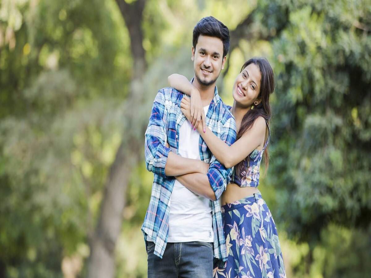 Relationship Tips- लड़की को इंम्प्रेस करना हैं, तो अपनाएं ये ट्रिक्स