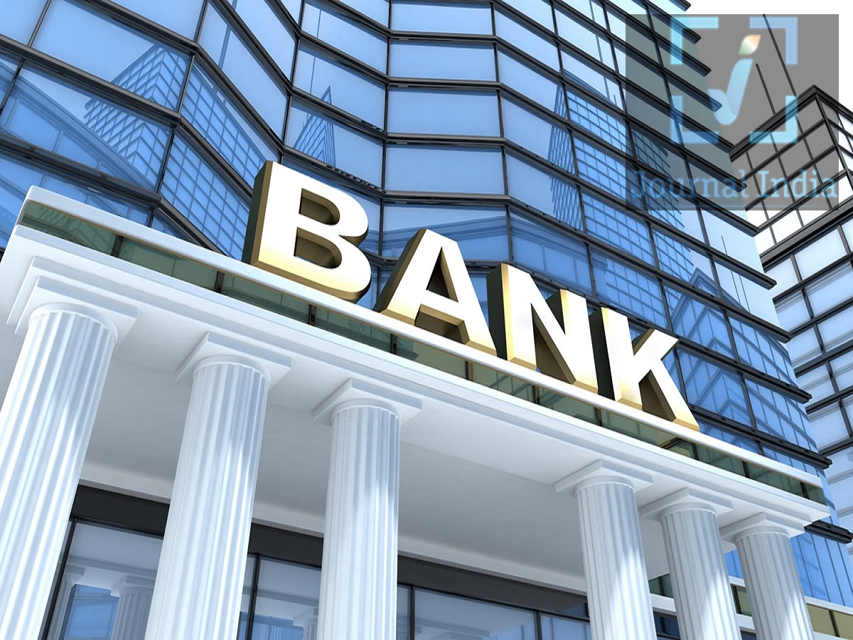 Bank Account Tips- त्योहारों के बीच खाली न हो जाएं बैंक अकाउंट, ऐसे करें तैयारी दोस्तो आने वाले महिनों में कई त्योहार आने वाले हैं और इनके बीच उत्साह, खरीदारी, मिठाइयाँ, उपहार और घर की सजावट लेकर आता है।  दिवाली जैसे त्योहारों के दौरान ज़्यादा खर्च करने से आपके मासिक बजट पर दबाव पड़ सकता है। कई लोग अपनी सैलरी का एक बड़ा हिस्सा उत्सवों पर खर्च कर देते हैं और बाद में केवल पछतावा हो जाता हैं, इसलिए अपने फाइनेंस की योजना पहले से बना लेना ज़रूरी है। अपनी अक्टूबर की सैलरी को समझदारी से मैनेज करके और ज़रूरी खर्चों के लिए पैसे अलग रखकर, आप अगले महीने की आर्थिक चिंता किए बिना त्योहारों का आनंद ले सकते हैं। 1. नवंबर के ज़रूरी खर्चों की एक लिस्ट बनाएँ सबसे पहले उन सभी ज़रूरी खर्चों की एक लिस्ट तैयार करें जो आपको नवंबर में करने होंगे। इन खर्चों के लिए कुल कितनी रकम चाहिए, इसका हिसाब लगाएँ। इससे आपको यह समझने में मदद मिलेगी कि त्योहारों की खरीदारी करने से पहले आपको कितनी रकम अलग रखनी है। 2. सैलरी मिलते ही ज़रूरी खर्चों के लिए पैसे अलग रख लें जैसे ही आपकी अक्टूबर की सैलरी आए, नवंबर के ज़रूरी खर्चों के लिए ज़रूरी रकम को अलग कर लें। आप इस पैसे को किसी दूसरे बैंक अकाउंट में ट्रांसफर कर सकते हैं ताकि यह गलती से खर्च न हो जाए। 3. दिवाली की खरीदारी के लिए एक बजट बनाएँ अपनी पूरी सैलरी कपड़ों, उपहारों, मिठाइयों और सजावट पर खर्च करने से बचें। इसके बजाय, यह तय करें कि ज़रूरी खर्चों और बचत को ध्यान में रखते हुए आप कितनी रकम आराम से खर्च कर सकते हैं। 4. क्रेडिट कार्ड के बिलों और EMI पर नज़र रखें क्रेडिट कार्ड से त्योहारों की खरीदारी आसान हो सकती है, लेकिन बाद में इनके बिल तो चुकाने ही होंगे। अक्टूबर में की गई खरीदारी नवंबर में आपके आर्थिक बोझ को बढ़ा सकती है। अपने बजट में क्रेडिट कार्ड के आने वाले बिलों और पहले से चल रही EMI को भी शामिल करें। सिर्फ त्योहार का सामान खरीदने के लिए बेवजह नई EMI लेने से बचें। 5. अपने रोज़मर्रा के खर्चों पर नज़र रखें नवंबर नज़दीक आ रहा है, इसलिए अपने खर्चों की नियमित रूप से समीक्षा करें। इस बात का हिसाब रखें कि आपने कितना खर्च कर लिया है और आपके त्योहार के बजट में कितनी रकम बची है।