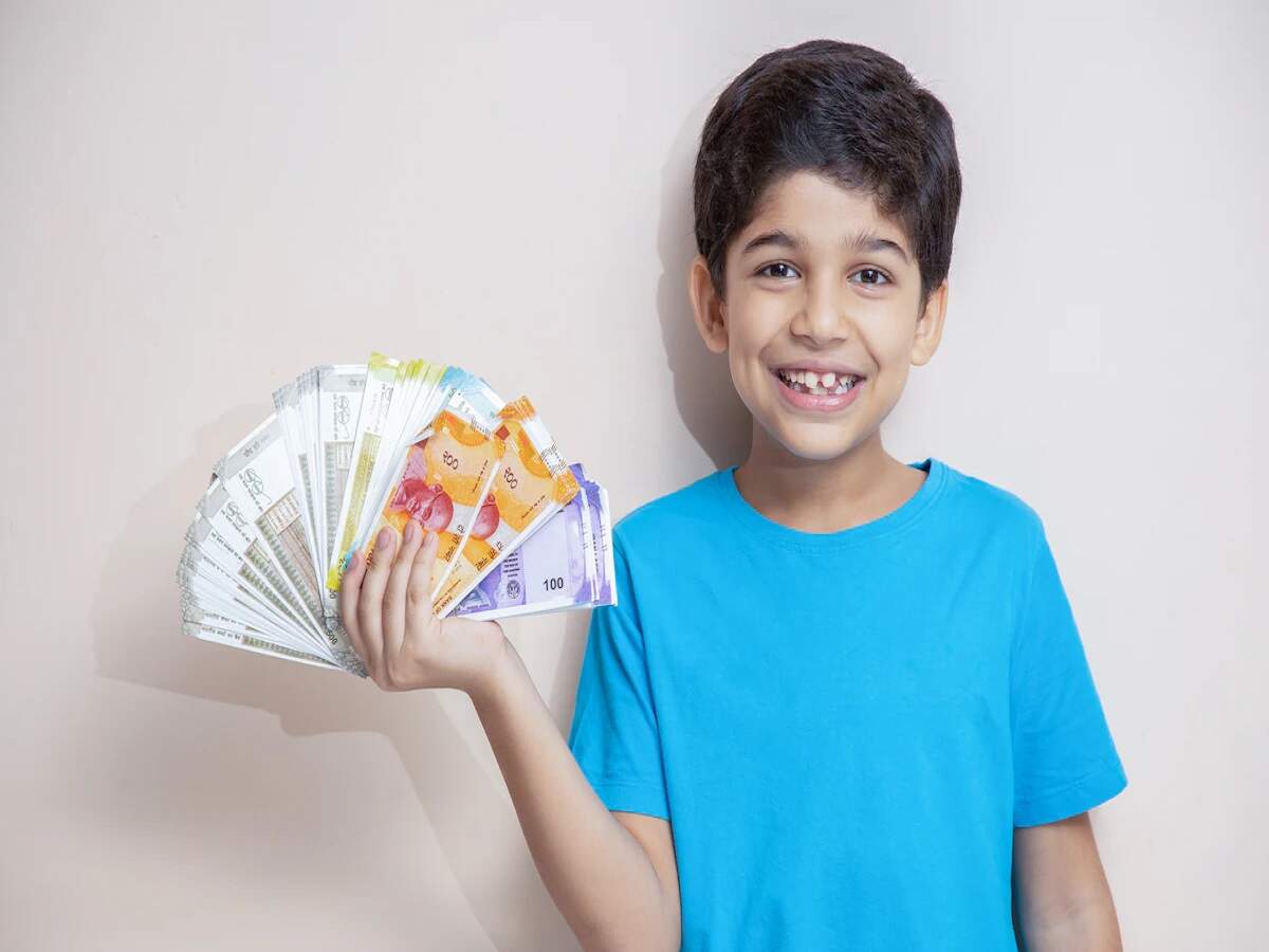 Bank Account – Children under the age of 18 can open a bank account; know the complete rules.